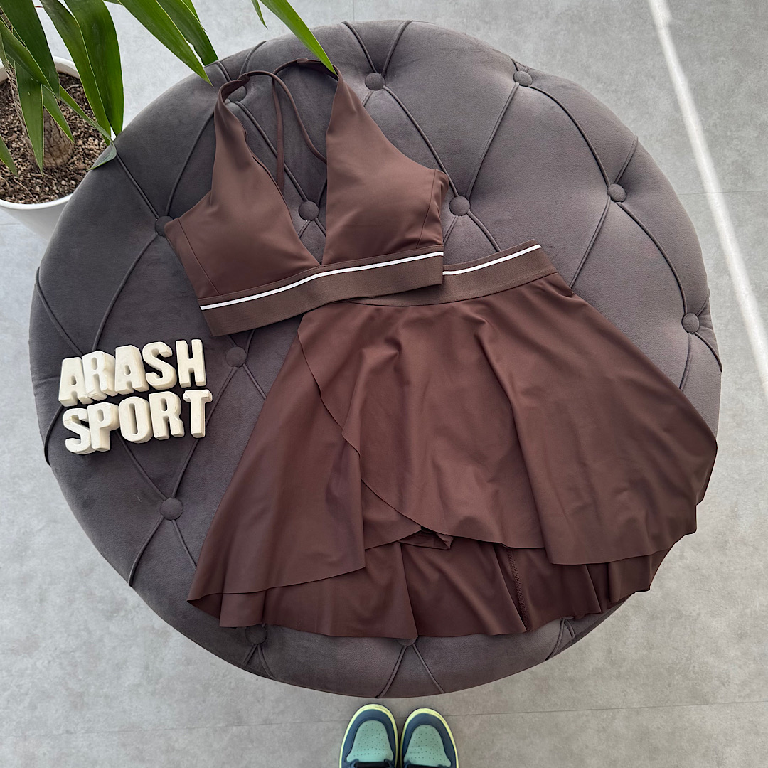 ست نیم‌تنه دامن رنگ قهوه ای