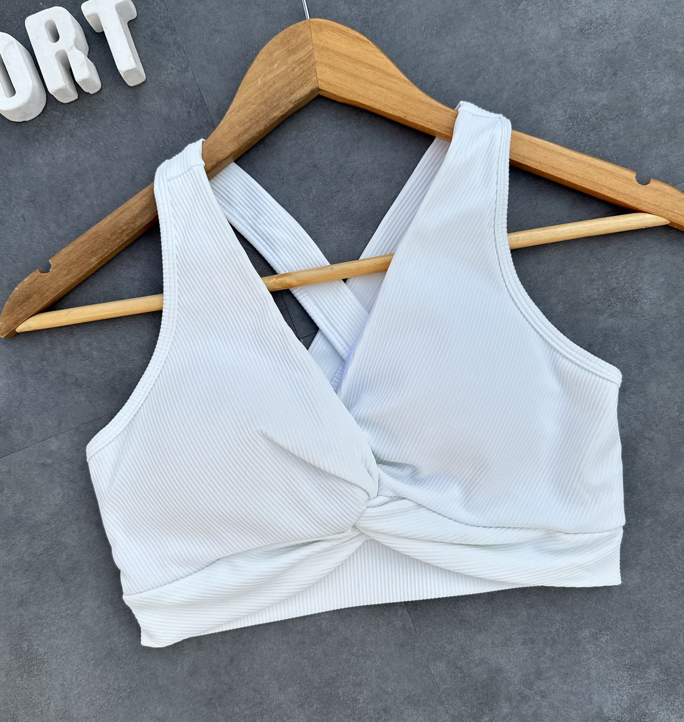 نیم تنه کبریتی سفید 